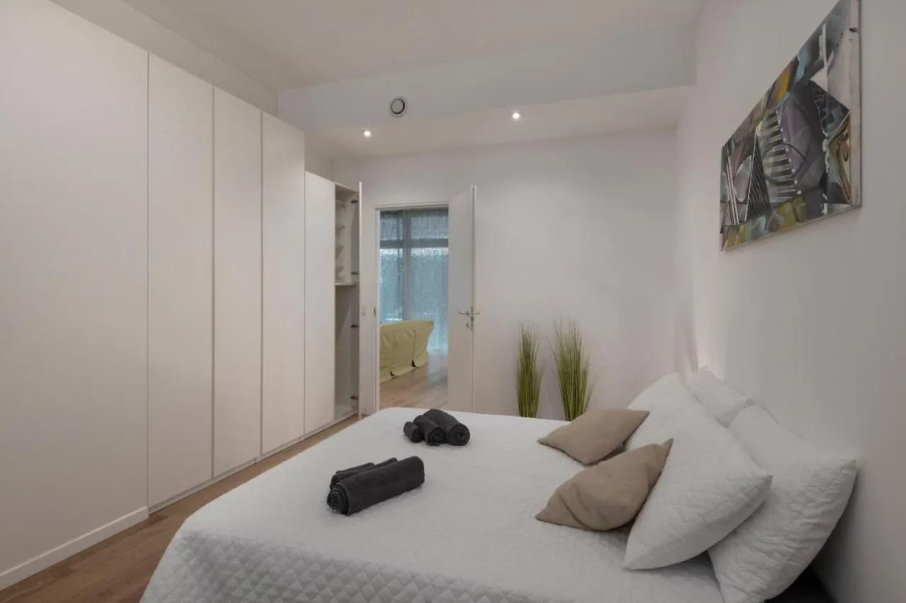 Deluxe 120 Mq Apartment , 4 Minuti A Piedi Dai Navigli Milano